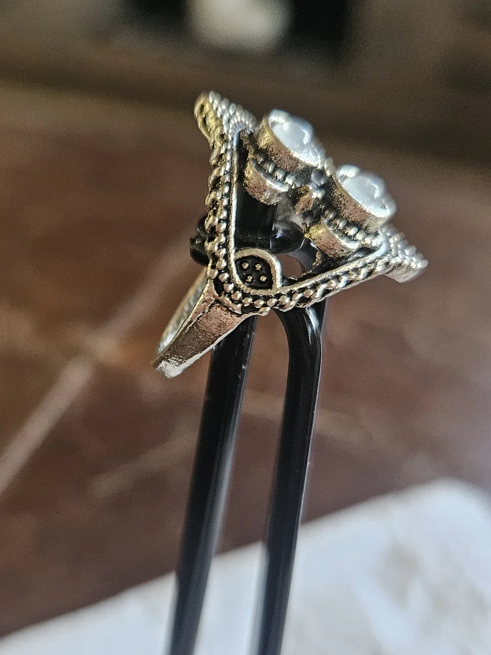 N/A elegant silver